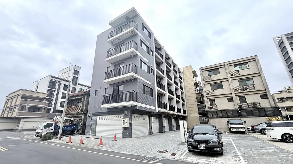 竑鈦晶硯建案圖輯 1