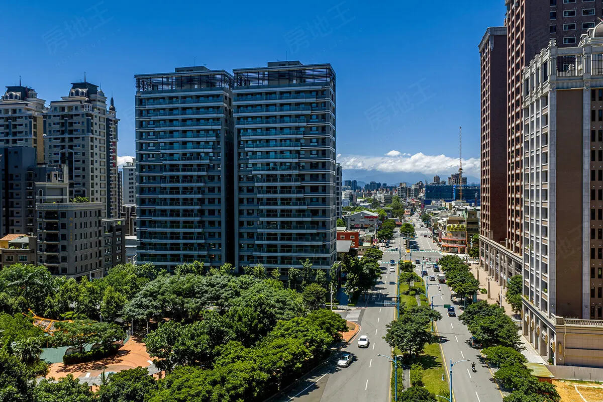 京澄卓閲建案圖輯 1